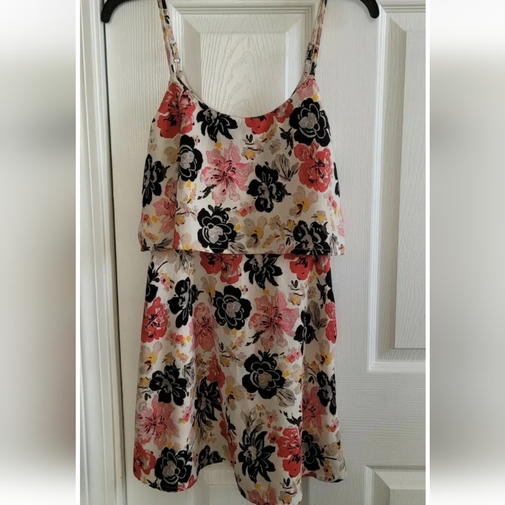 NWOT Women's Abercrombie & Fitch Ivory Off White Floral Dress Size XS